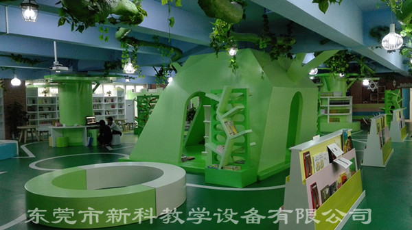 <a href='/chanpin/110-1.html' target='1' style='font-size:18px; font-weight:bold; color:#000000;'>图书阅览室</a>7