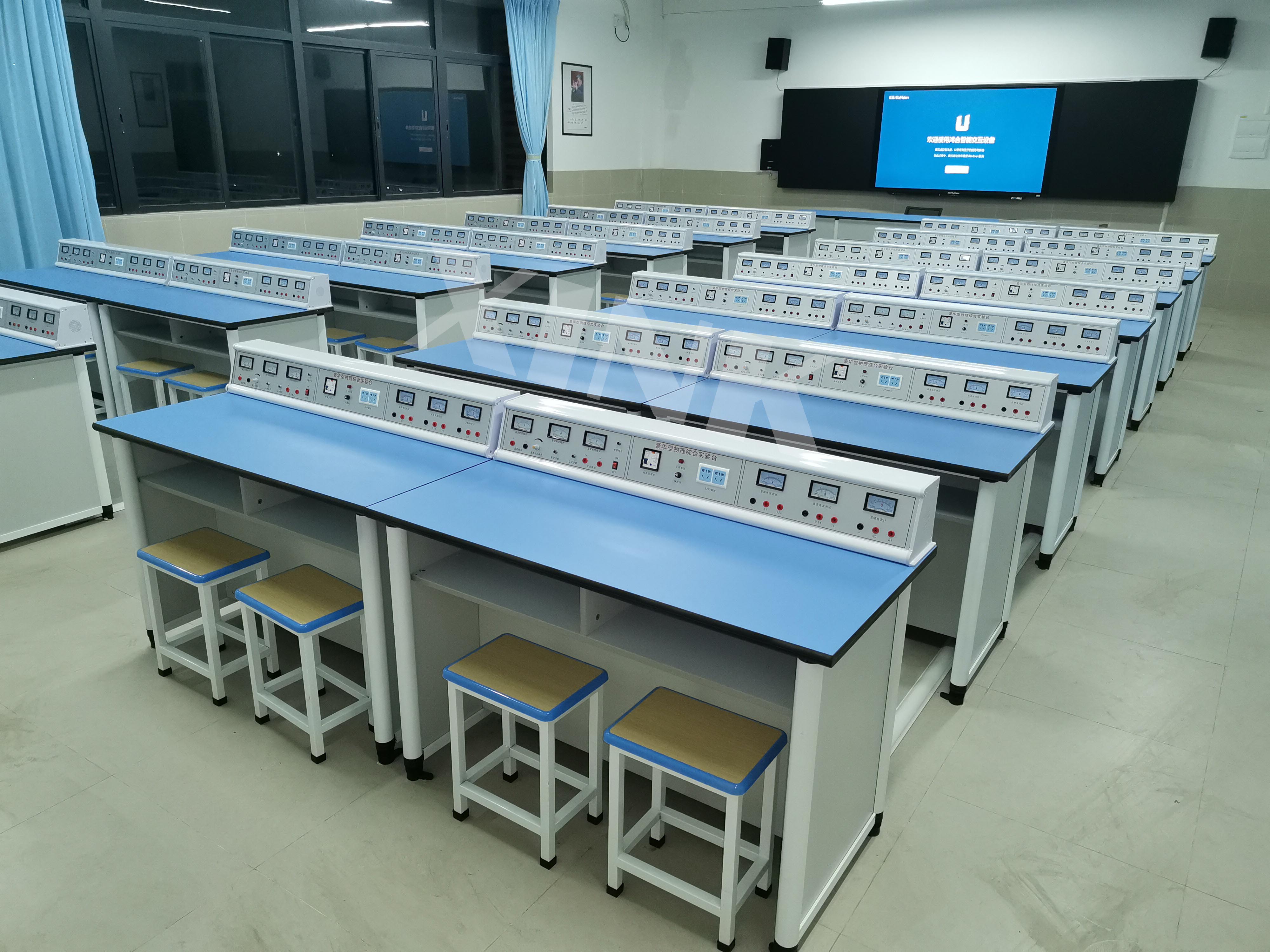 电学<a href='/' target='1' style='font-size:14px; font-weight:bold; color:#0080ff;'>物理实验室</a>