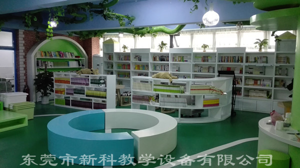 <a href='/chanpin/110-1.html' target='1' style='font-size:18px; font-weight:bold; color:#000000;'>图书阅览室</a>5