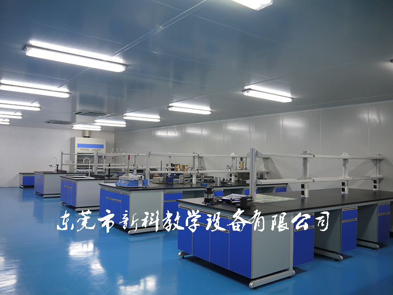 <a href='/products/63-1.html' target='1' style='font-size:18px; font-weight:bold; color:#000000;'>中央实验台</a>案例
